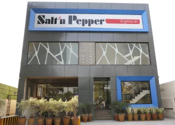 Salt'n Pepper Express Faisal Town