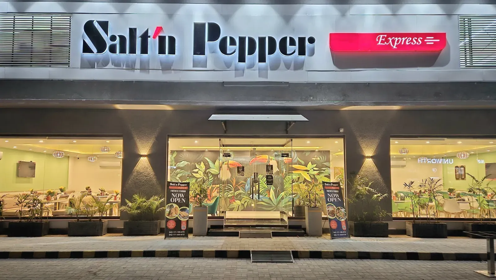 Salt'n Pepper Express Fortress Stadium location